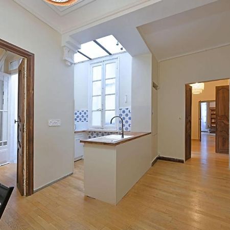 Superbe Appartement 95M2 Proche Arenes- Parking Offert Nimes Ngoại thất bức ảnh