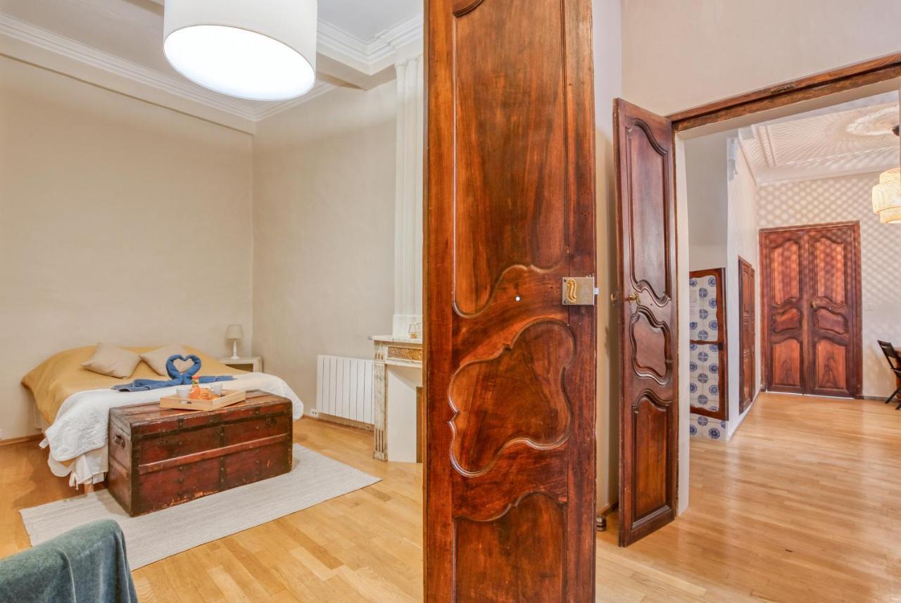 Superbe Appartement 95M2 Proche Arenes- Parking Offert Nimes Ngoại thất bức ảnh