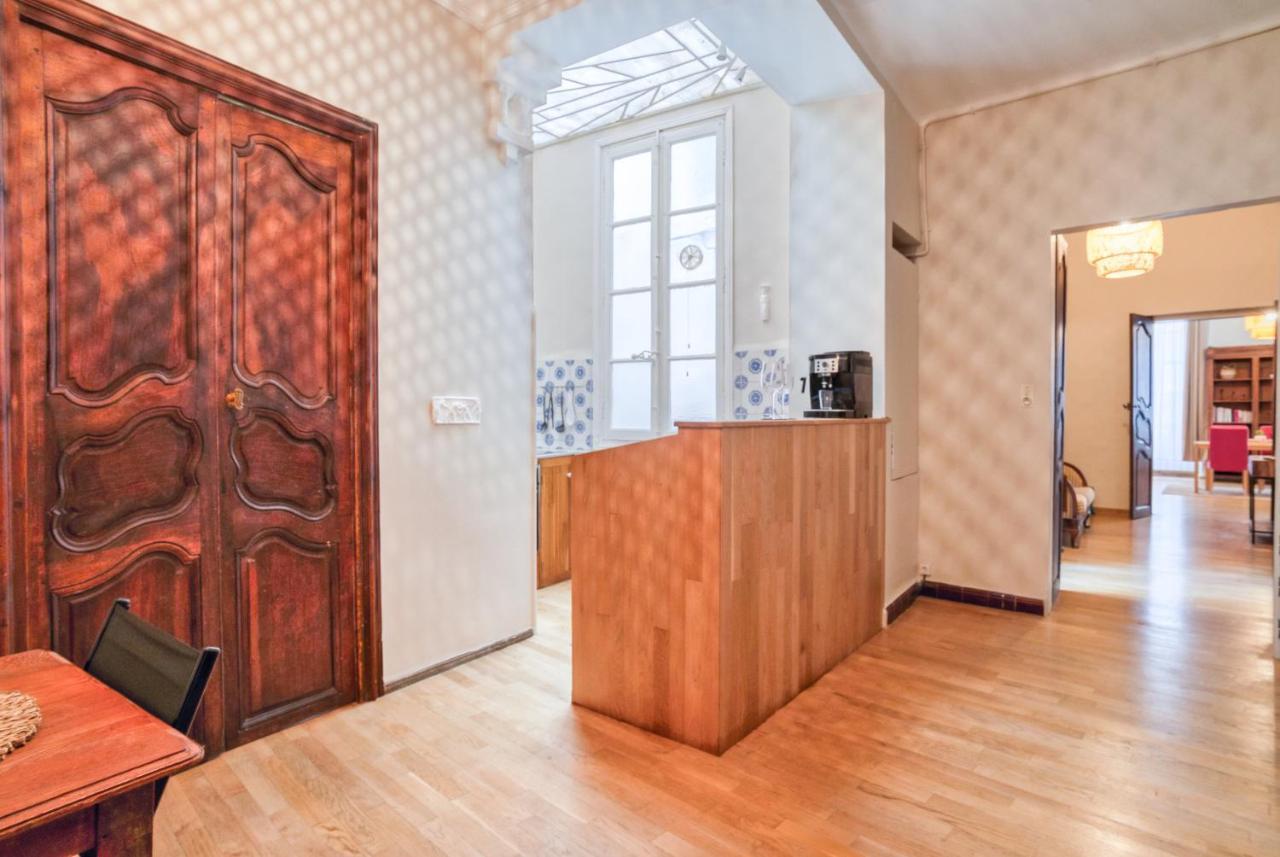 Superbe Appartement 95M2 Proche Arenes- Parking Offert Nimes Ngoại thất bức ảnh