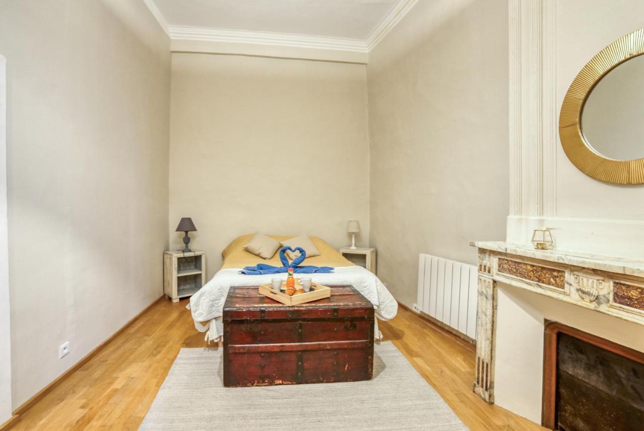 Superbe Appartement 95M2 Proche Arenes- Parking Offert Nimes Ngoại thất bức ảnh